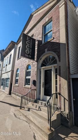 162 Lafayette Street, Schenectady, NY