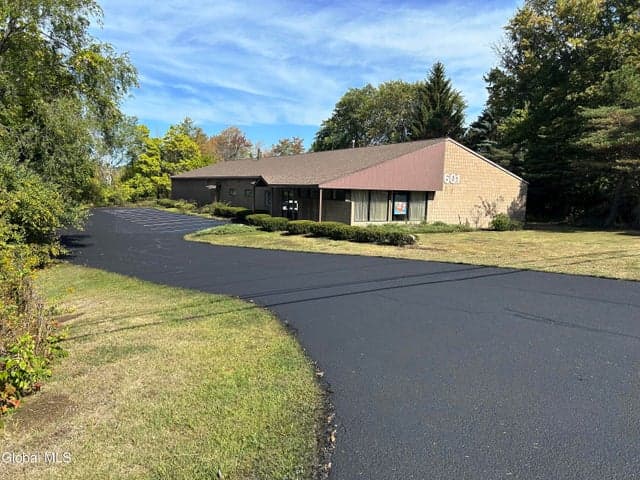 601 Columbia St Extension, Cohoes, NY, photo 1