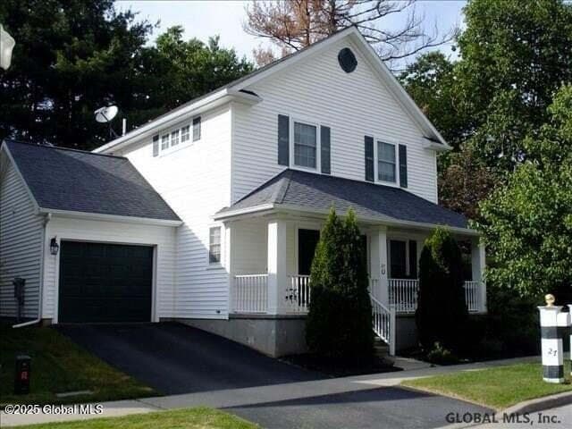 27 Horseshoe Drive, Saratoga Springs, NY, photo 1