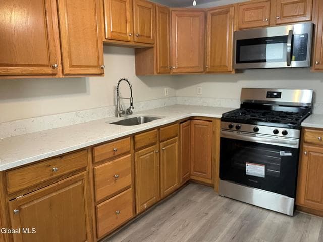 3 Lafayette Street, Green Island, NY, photo 2