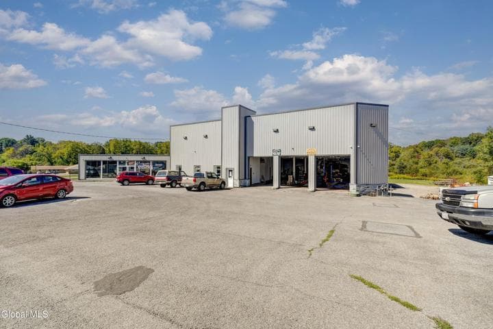 511 N Perry Street, Johnstown, NY, photo 3
