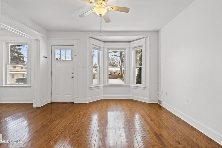 15 Orchard Avenue, Albany, NY, photo 3