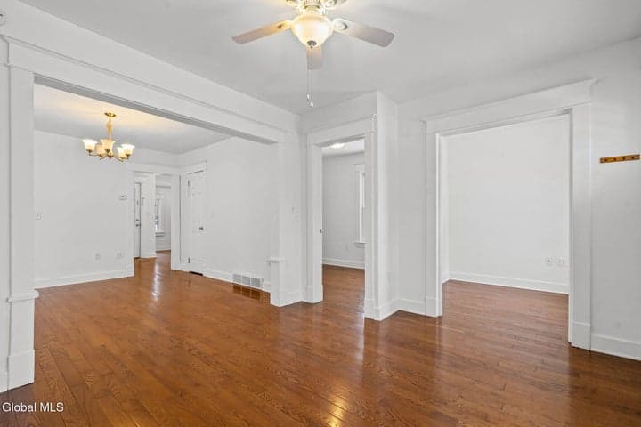 15 Orchard Avenue, Albany, NY, photo 4