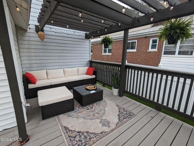 19 Pleasant Avenue, Amsterdam, NY, photo 5