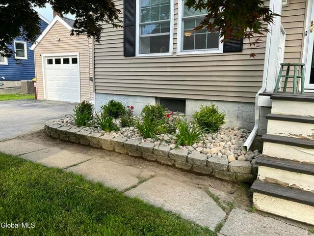 43 Sherwood Avenue, East Greenbush, NY, photo 5