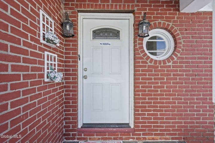 173 Marshall Avenue, Schenectady, NY, photo 3