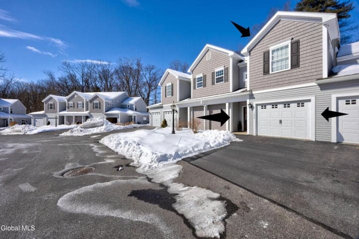 1002 Grayson Place, Glenville, NY, photo 2