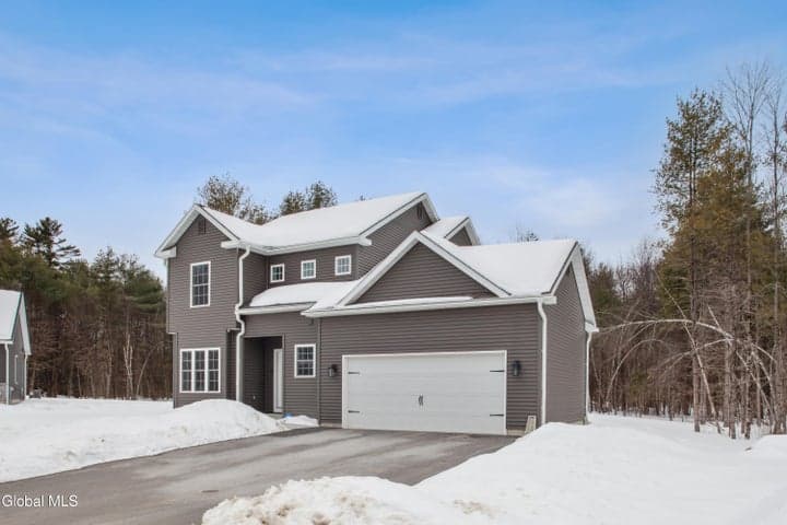 49 Black Bear Path, Corinth, NY, photo 1