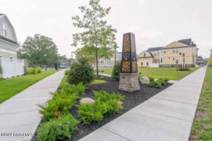 110A Division Street, Saratoga Springs, NY, photo 3