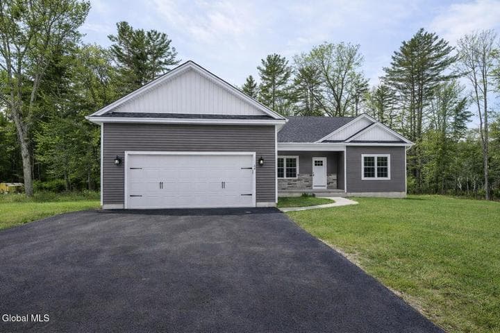 6 Wolfe Road, Queensbury, NY, photo 1