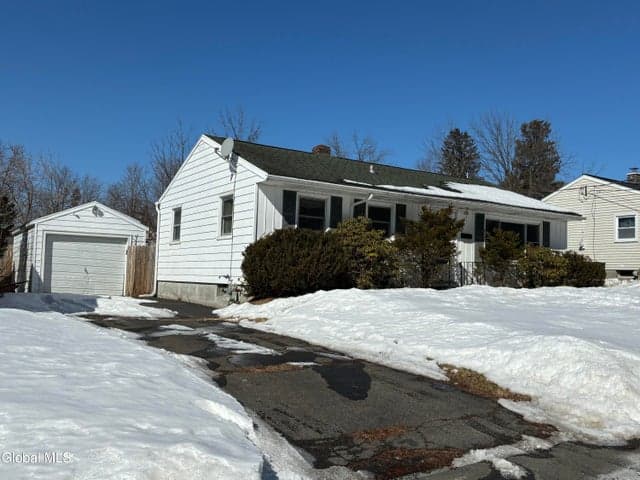 13 Albia Avenue, Troy, NY, photo 2