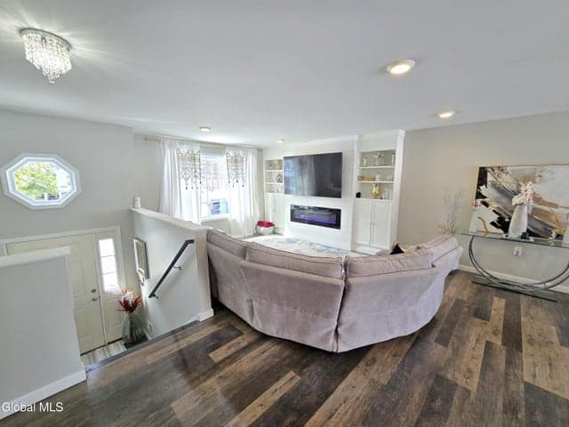 10 Franklin Avenue, North Greenbush, NY, photo 5