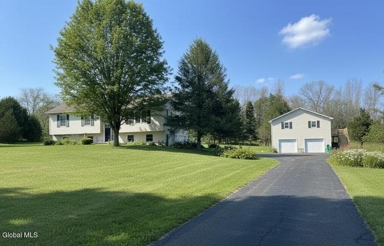 352 Falls Road, Ghent, NY, photo 1