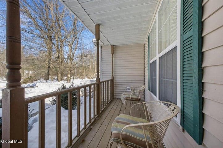 11 Schuyler Way, Northumberland, NY, photo 2