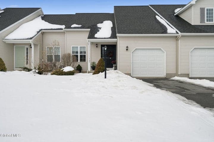 70C Fellows Road, Clifton Park, NY, photo 1