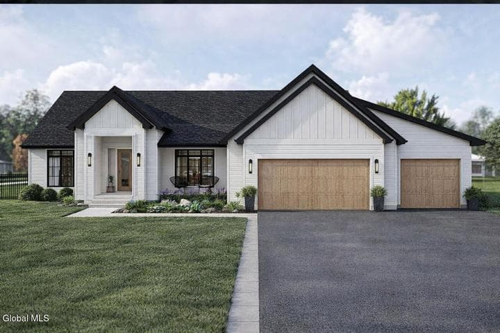 25 Hidden Pond Way, Moreau, NY, photo 1