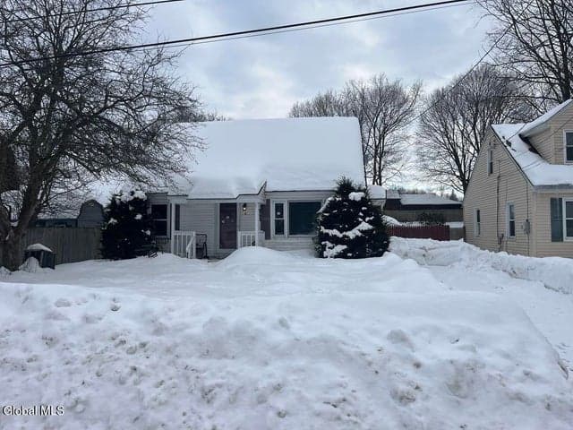 8 Oakland Drive, Johnstown, NY, photo 1