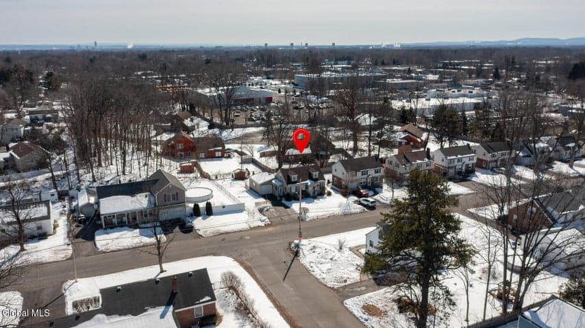 25 Fuller Terrace, Colonie, NY, photo 4