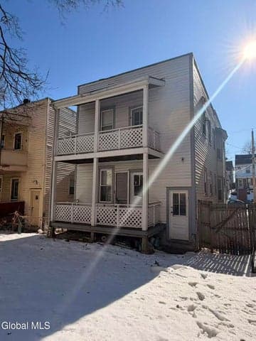 637 Myrtle Avenue, Albany, NY, photo 2