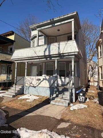 637 Myrtle Avenue, Albany, NY, photo 1