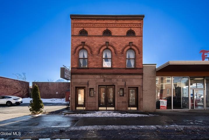 184 Central Avenue, Albany, NY