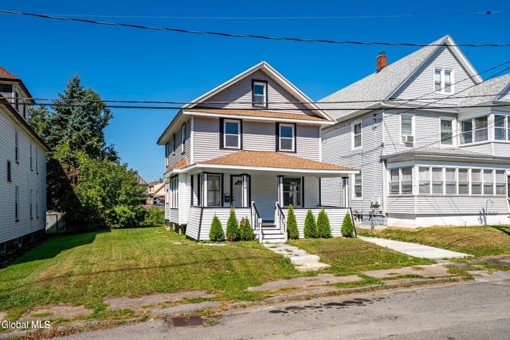 24 Slater Street, Amsterdam, NY, photo 2