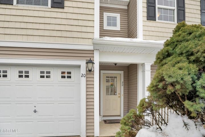 20 Treasures Place, Queensbury, NY, photo 4