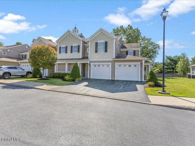 20 Treasures Place, Queensbury, NY, photo 1