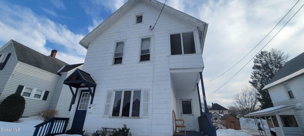 32 Walnut Street, Gloversville, NY