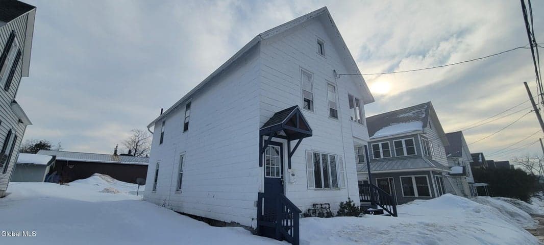 32 Walnut Street, Gloversville, NY, photo 2