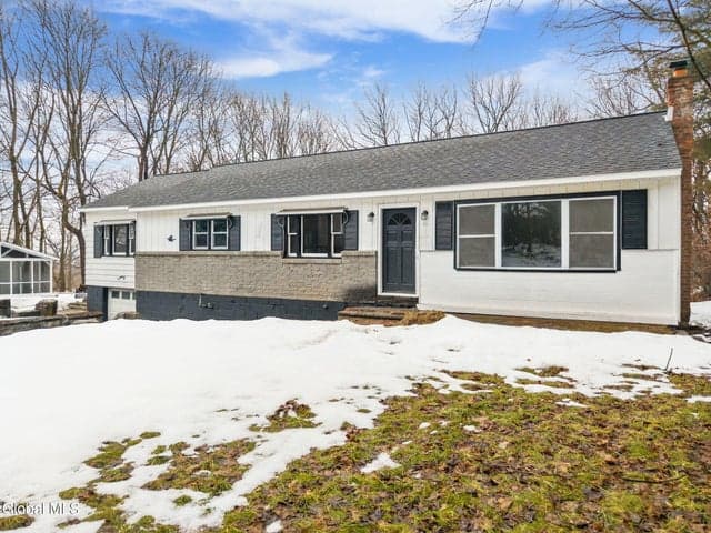 23 Brickyard Road, Schaghticoke, NY, photo 2