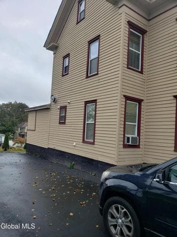 34 3rd Avenue, Gloversville, NY, photo 4