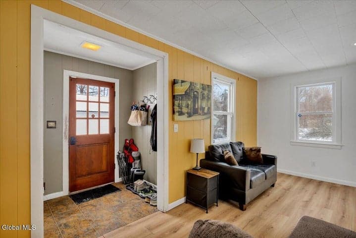 40 Leonard Street, Northumberland, NY, photo 4