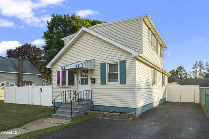 842 Adams Street, Rotterdam, NY, photo 1