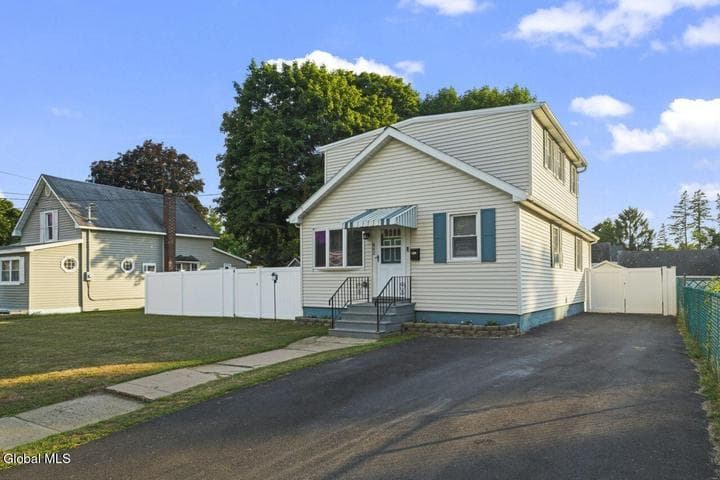 842 Adams Street, Rotterdam, NY, photo 2