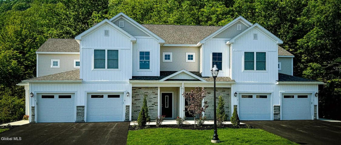 83 Reed's Hollow, Saratoga Springs, NY, photo 1