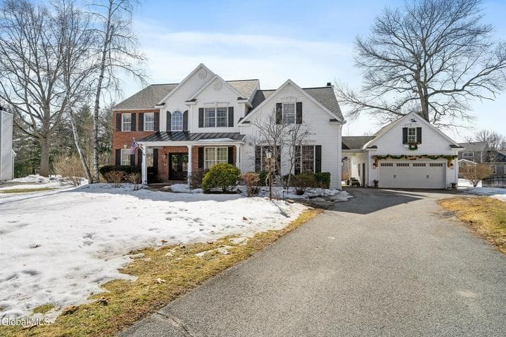 7 Royal Henley Court, Saratoga Springs, NY, photo 1