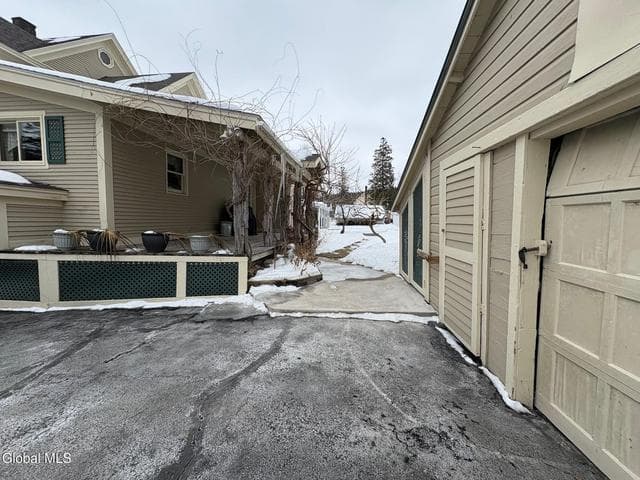 16 Carillon Road, Ticonderoga, NY, photo 5