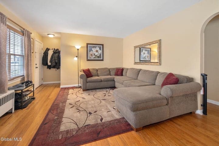 52 Hanes Street, Guilderland, NY, photo 4