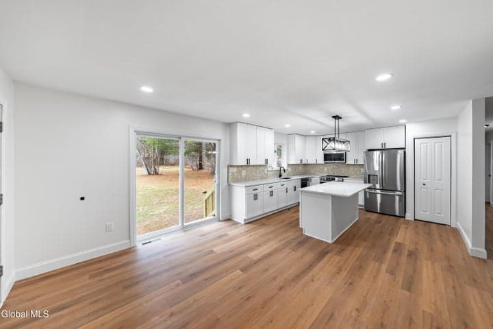 879 Master Street, Schaghticoke, NY, photo 5