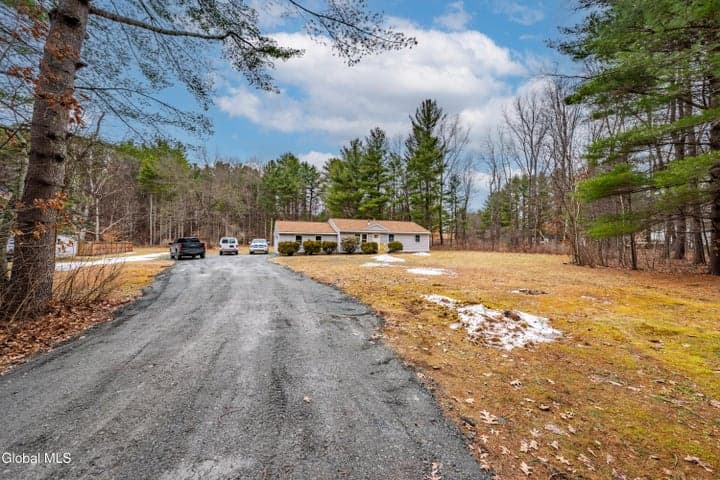 879 Master Street, Schaghticoke, NY, photo 2