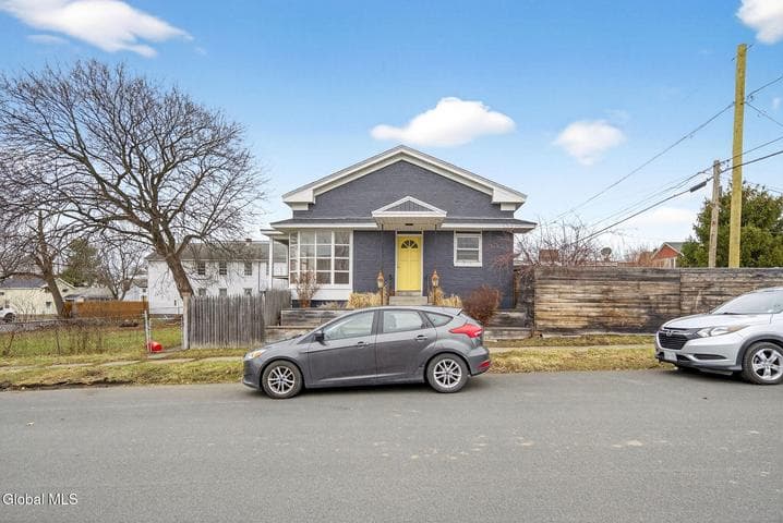 35 123rd Street, Troy, NY, photo 1