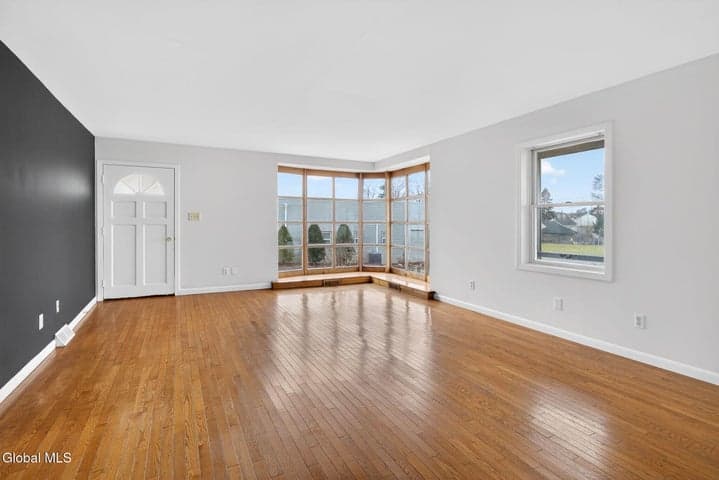 35 123rd Street, Troy, NY, photo 2