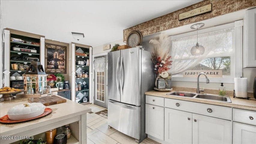 30 E LaClaire Street, Hudson Falls, NY, photo 5
