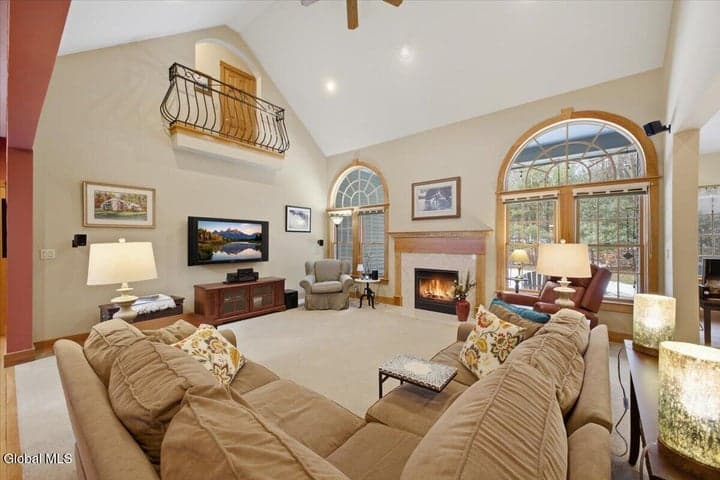 18 Founders Way, Queensbury, NY, photo 3