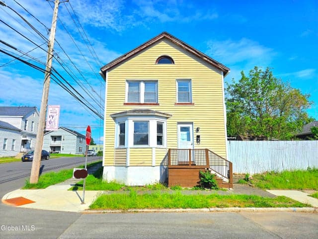 1352 7th Avenue, Watervliet, NY, photo 1
