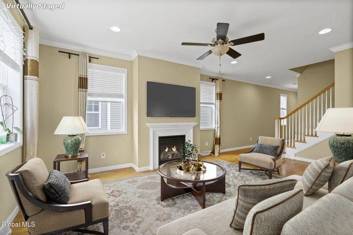 8 Amalia Lane, Rensselaer, NY, photo 2