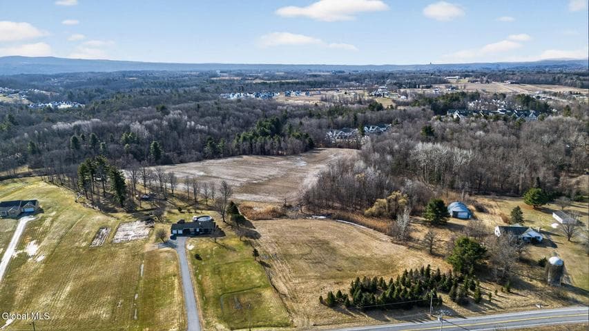 264 Upper Newtown Road, Halfmoon, NY, photo 5