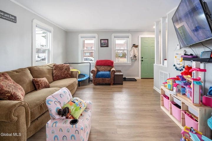 1745 Amsterdam Avenue, Rotterdam, NY, photo 5