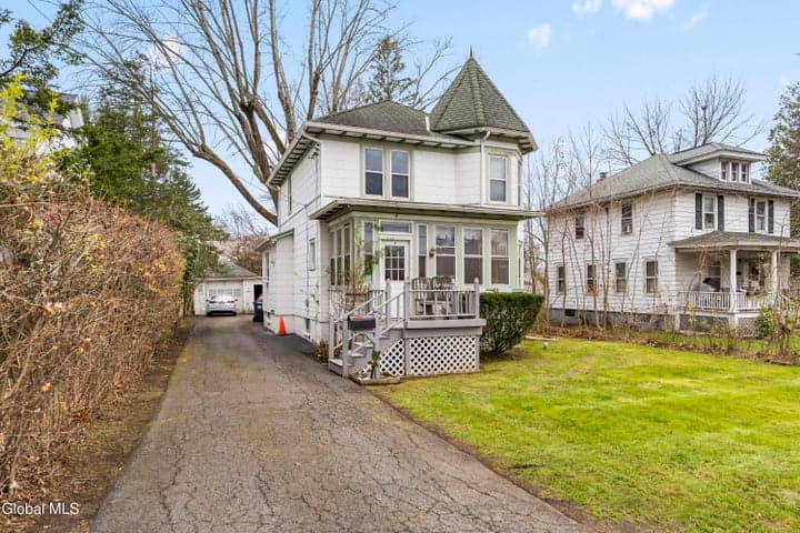 4 Morgan Terrace, Castleton-on-Hudson, NY